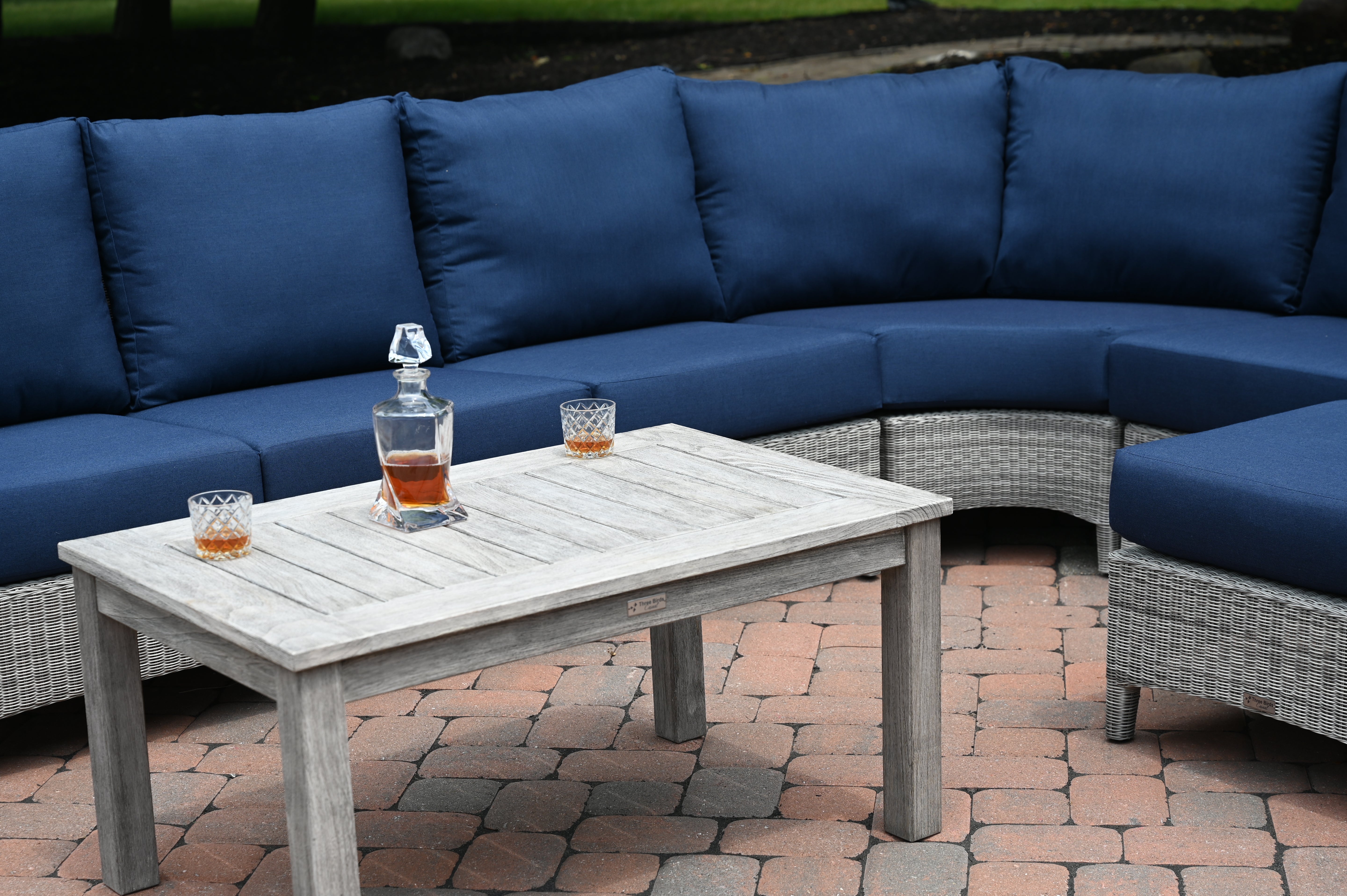 Three Birds Casual Bella Sectional -grouping