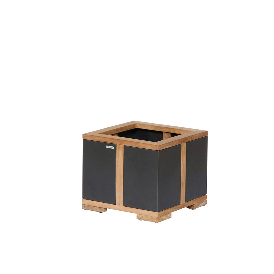 Aura Planter 38